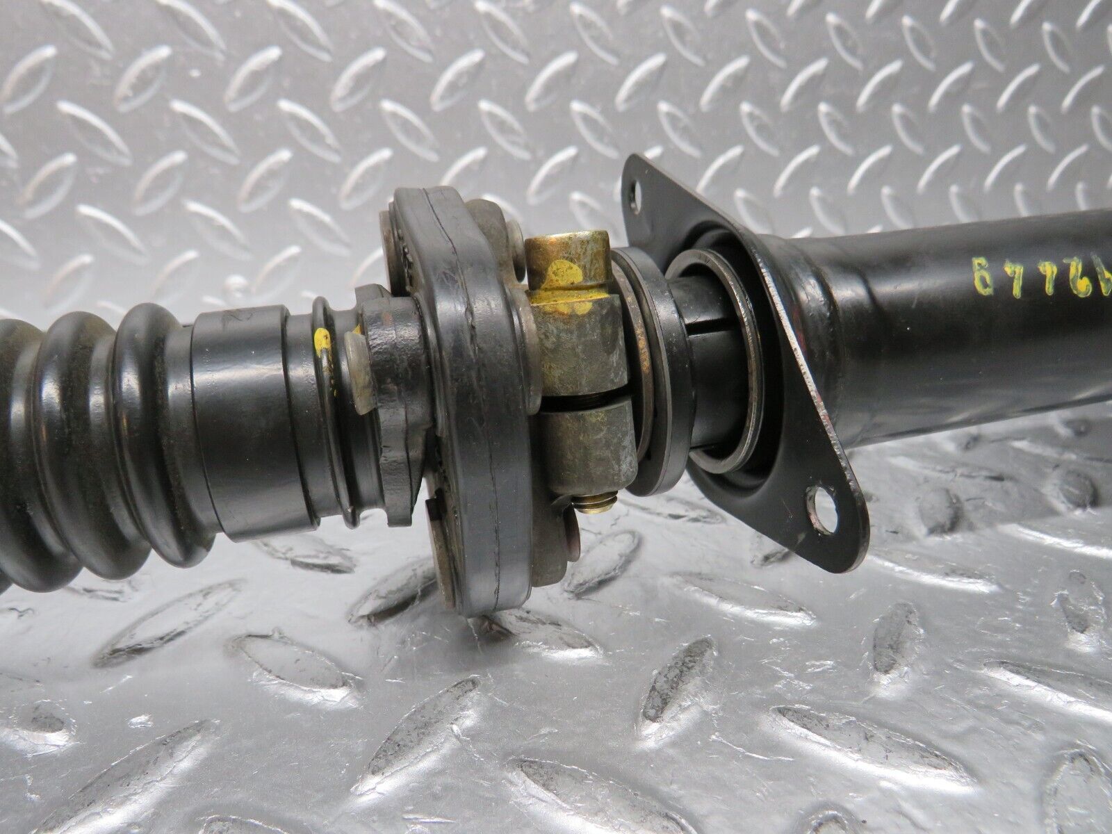 30432 Mercedes-Benz W124 230E Steering Column