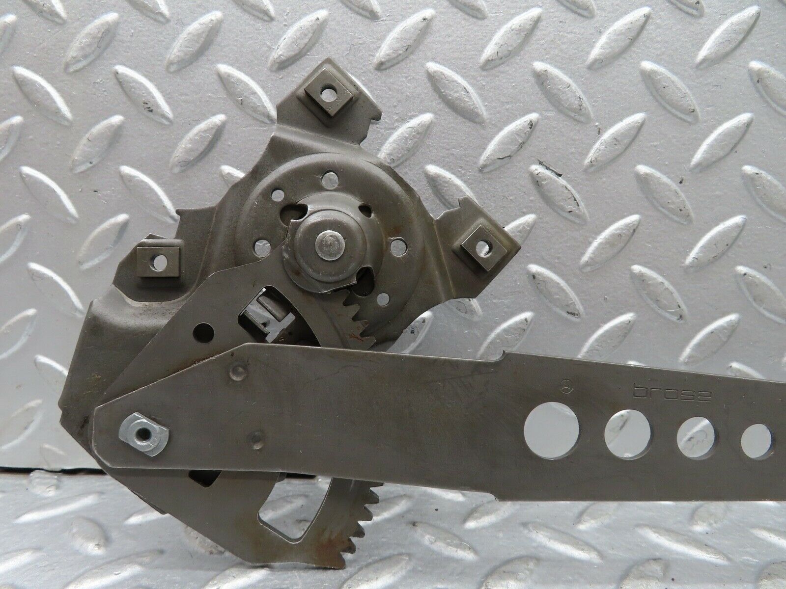 19235 Mercedes-Benz W123 300D Rear Left Manual Window Regulator