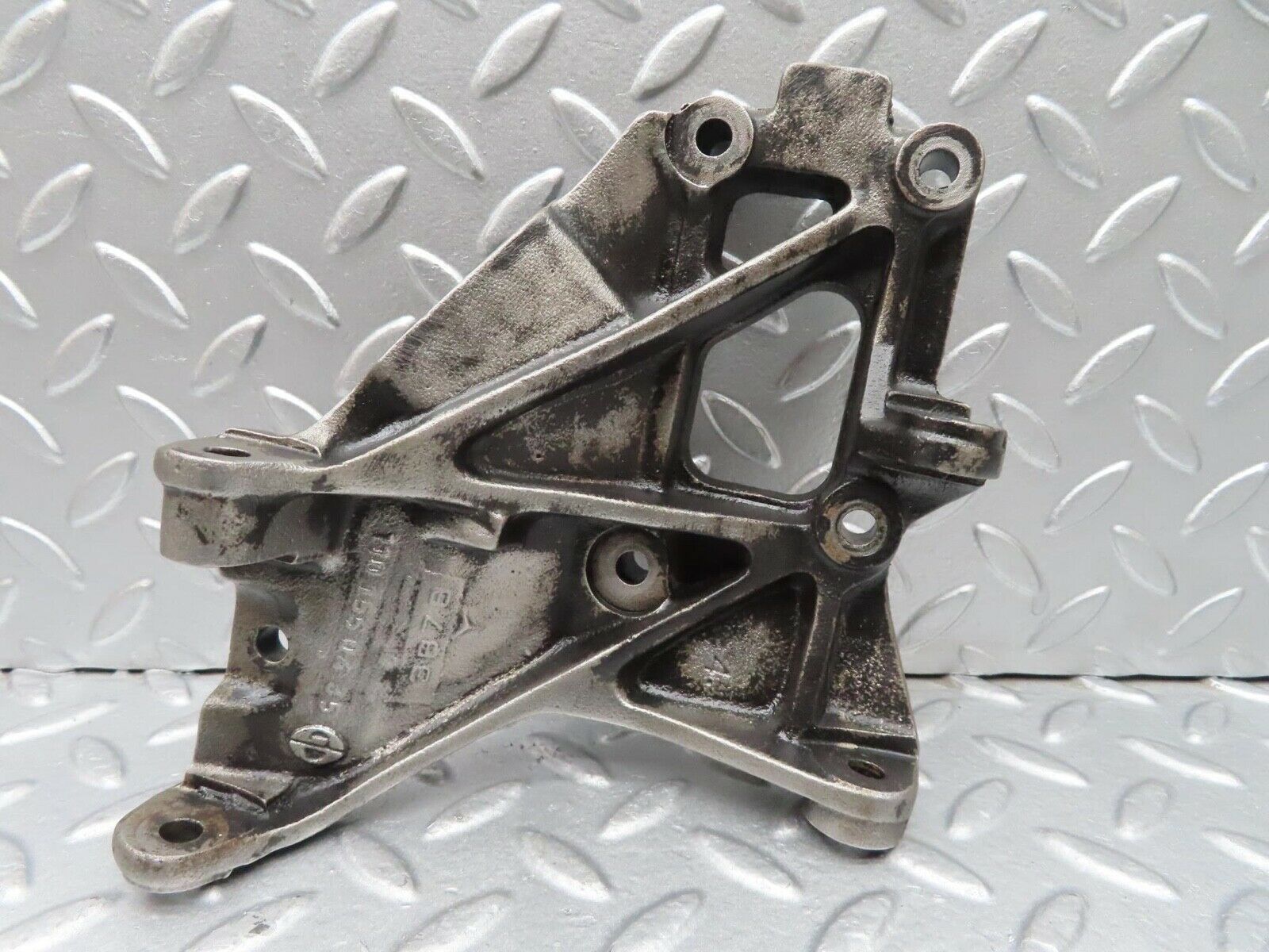 14063 Mercedes-Benz C107 280SLC Alternator Generator Bracket 1101550435