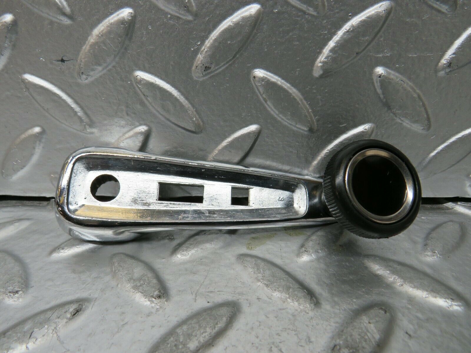 23466 Mercedes-Benz W114 280E Window Lifter Crank Handle