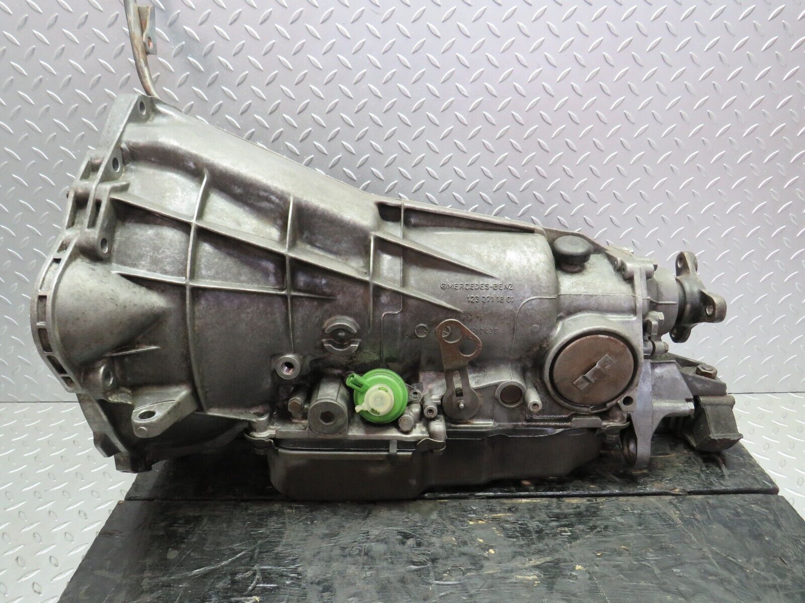 32224 Mercedes-Benz W123 230E Automatic Gearbox 722.401 1232711801