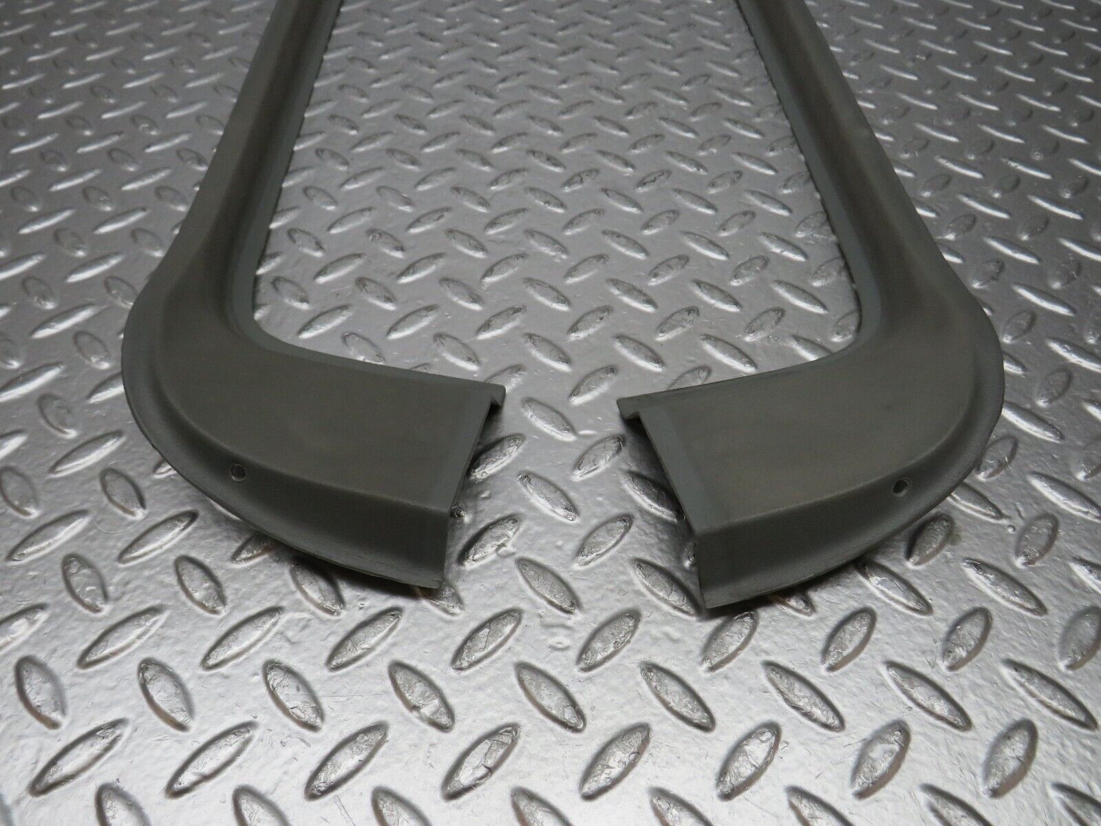 31302 Mercedes-Benz S124 220TE Inner Tailgate Cover Trim Pair Grey 1247450171