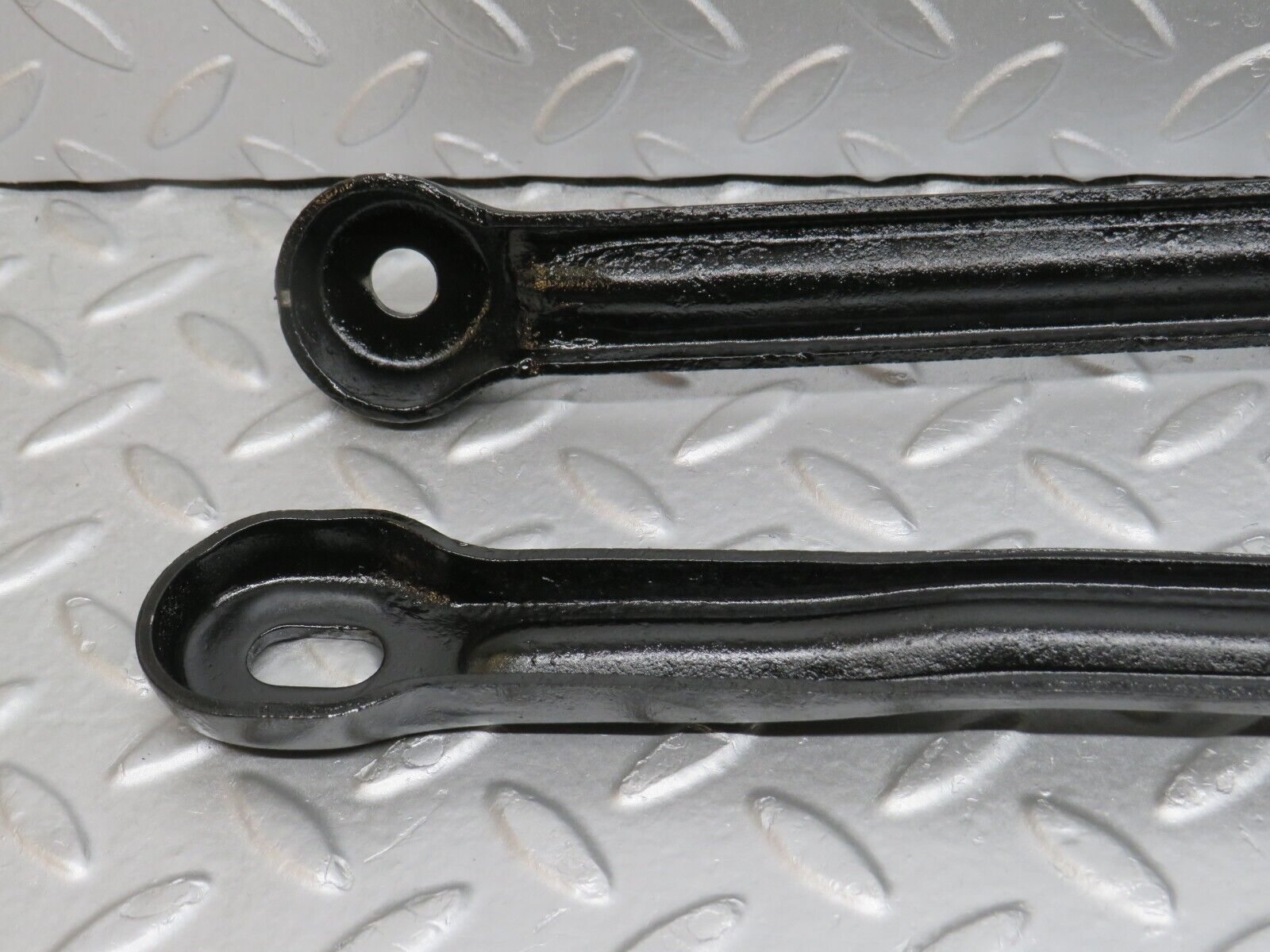 38582 Mercedes-Benz R129 280SL Coupe Front Suspension Anti Roll Bar Support Bar 2x