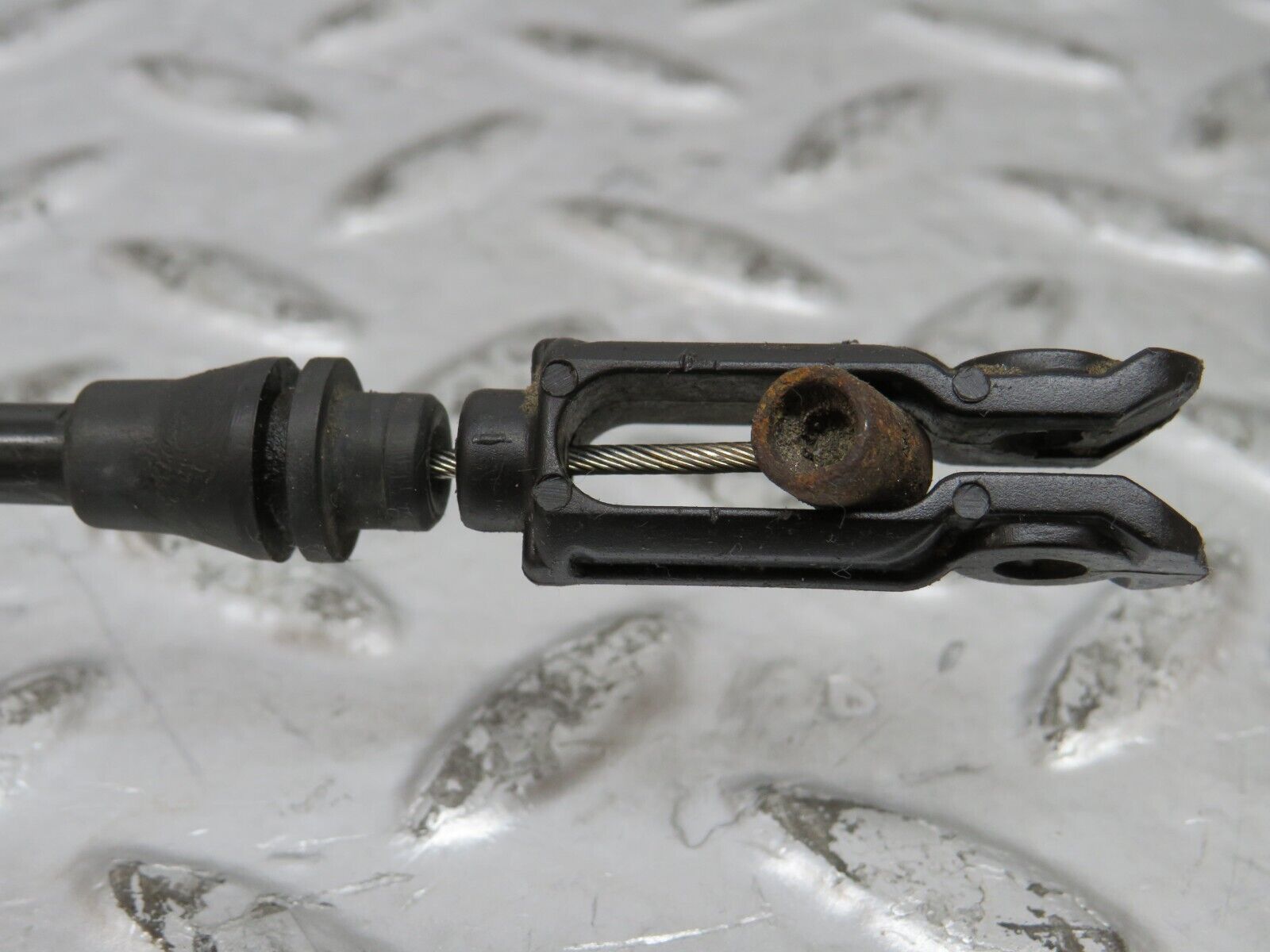 26599 Mercedes-Benz C124 220CE Coupe Bonnet Release Cable 1239970681