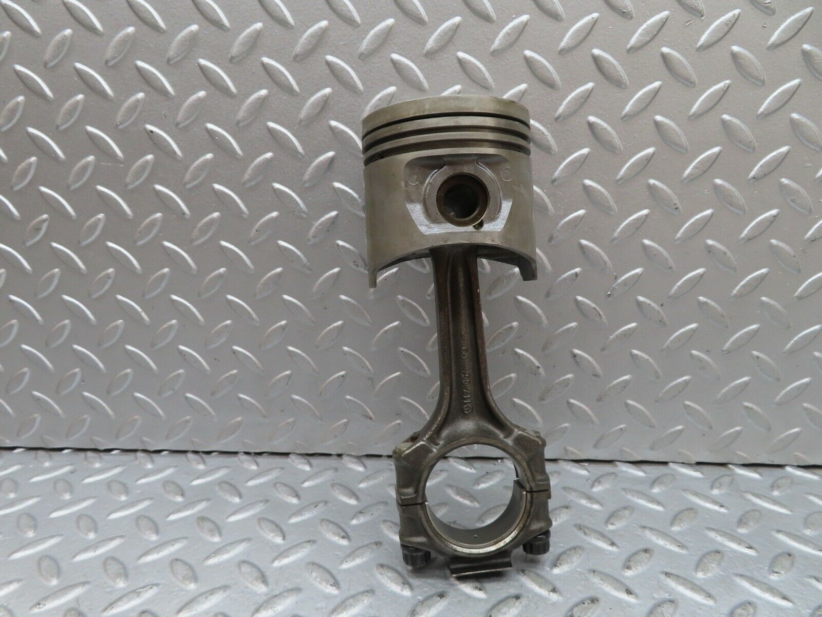 17855 Mercedes-Benz W116 450SEL Piston With Connecting Rod 91.99 mm