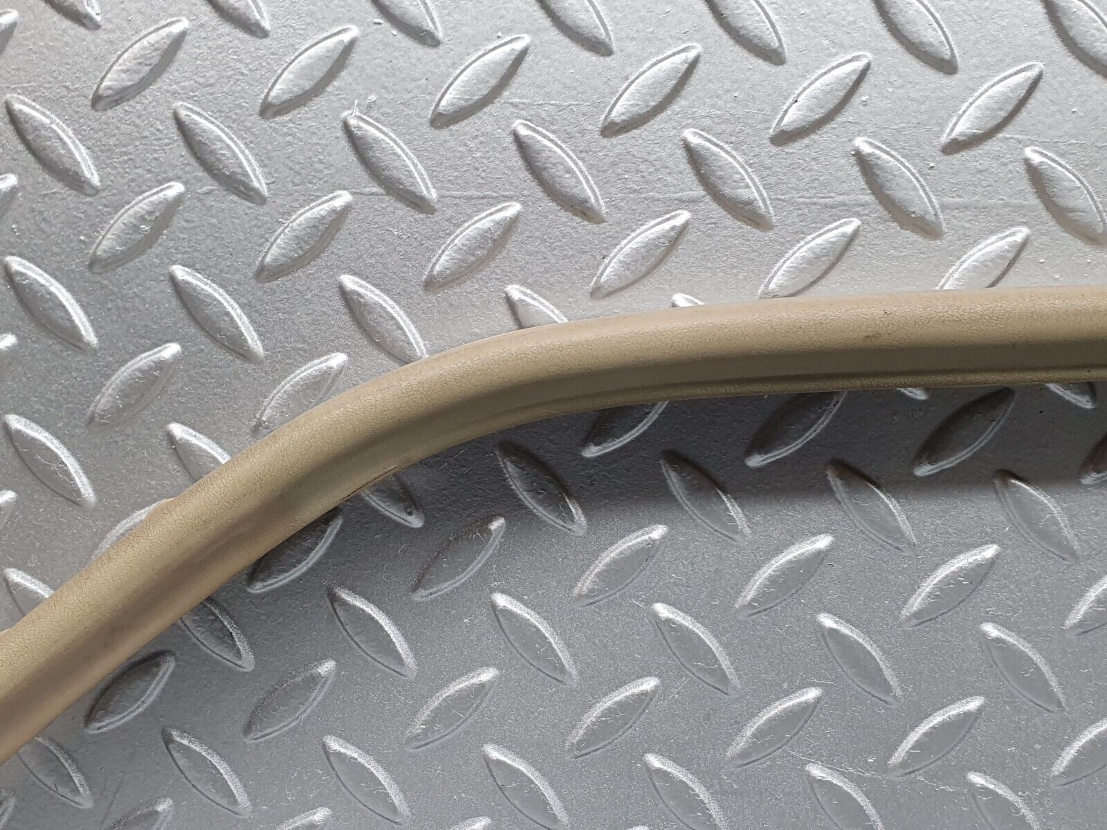 41156 Mercedes-Benz W126 300SE Rear Left Inner Window Frame Cover 1267350571