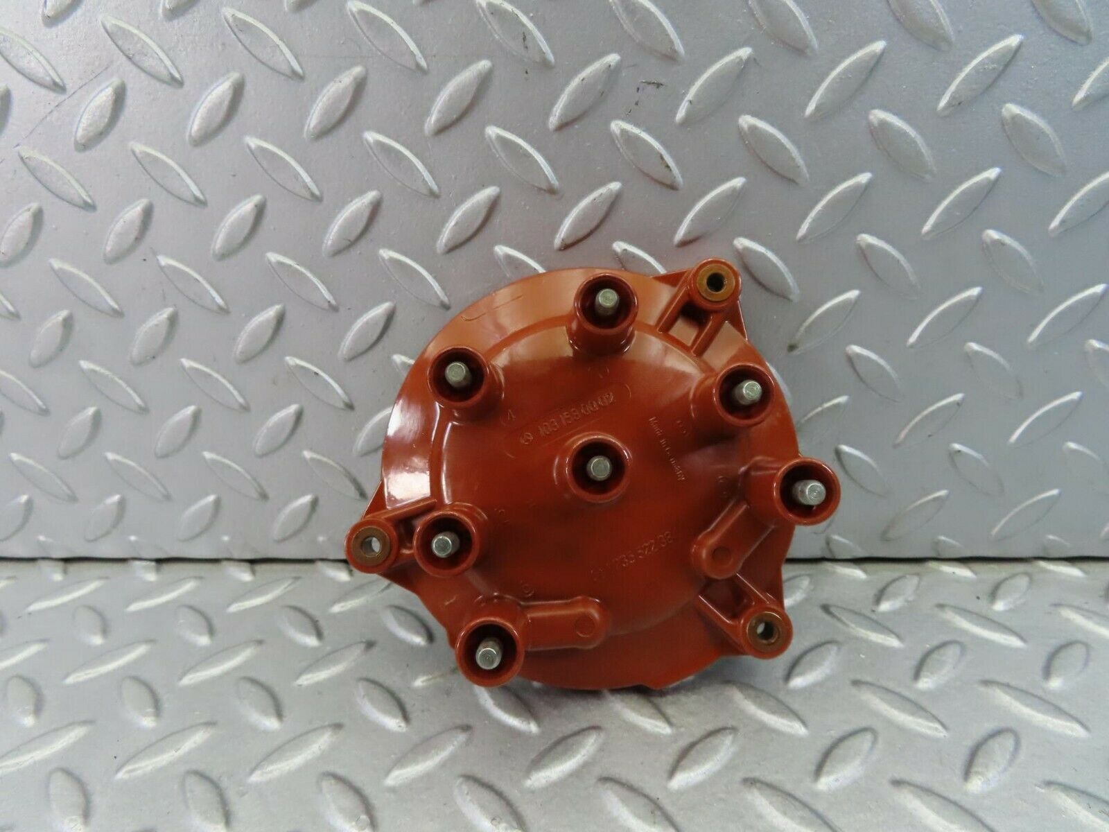 8166 Mercedes-Benz W201 Distributor Cap 1031580002