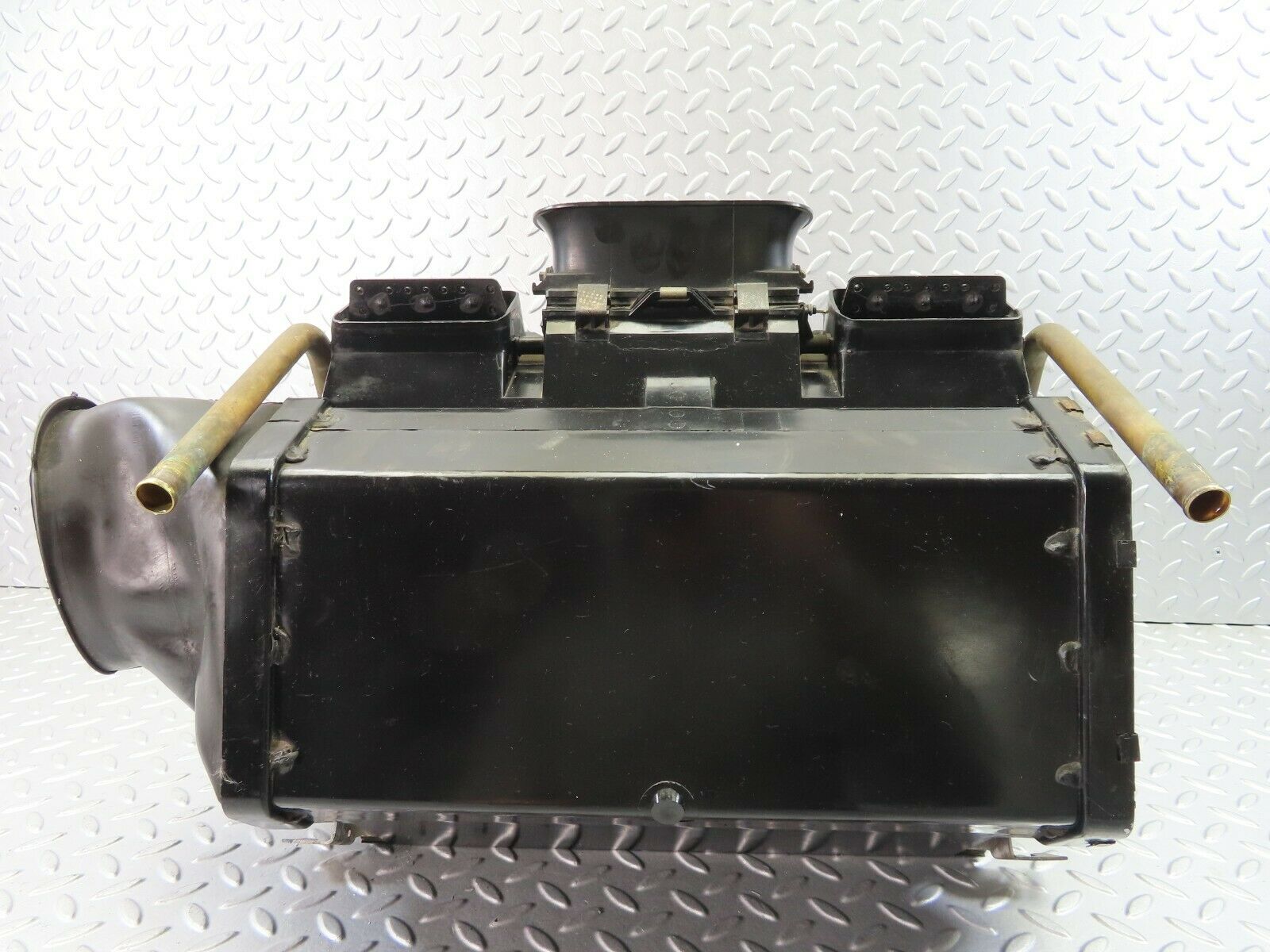 7483 Mercedes-Benz W116 450SE Heater Box Blower Housing