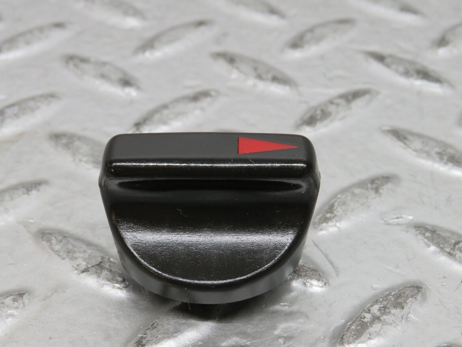 28304 Mercedes-Benz S123 240D Wagon Heater Control Knob Set