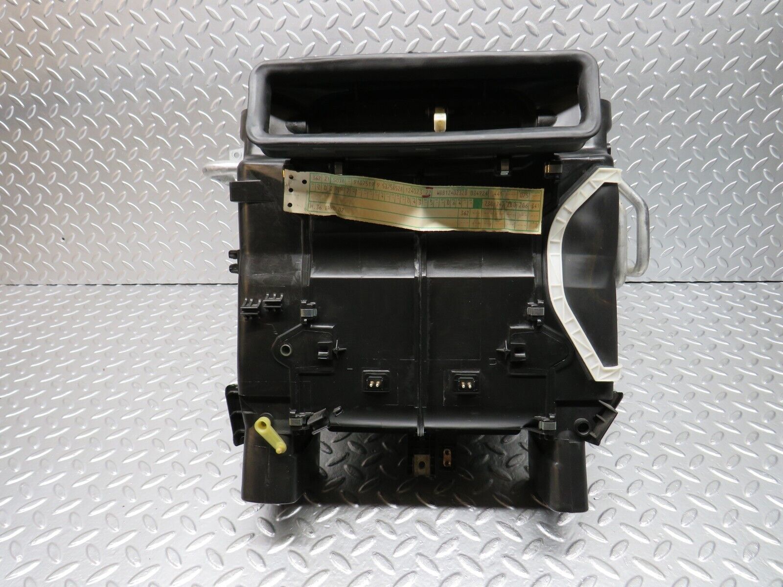 29297 Mercedes-Benz W124 230E Heater Blower Box Housing 1248304062