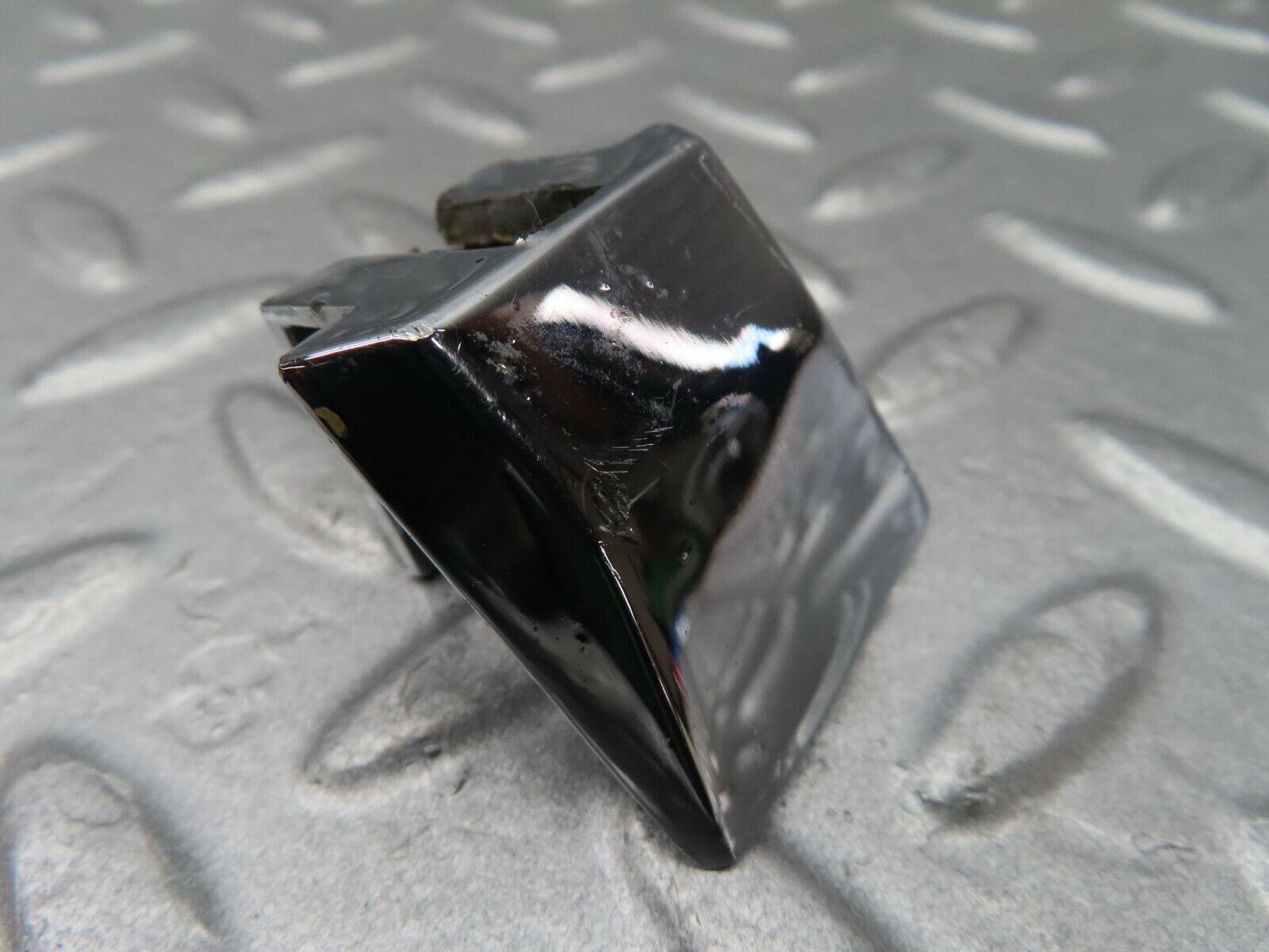 14143 Mercedes-Benz C107 280SLC Left Door Window Channel Chrome Top