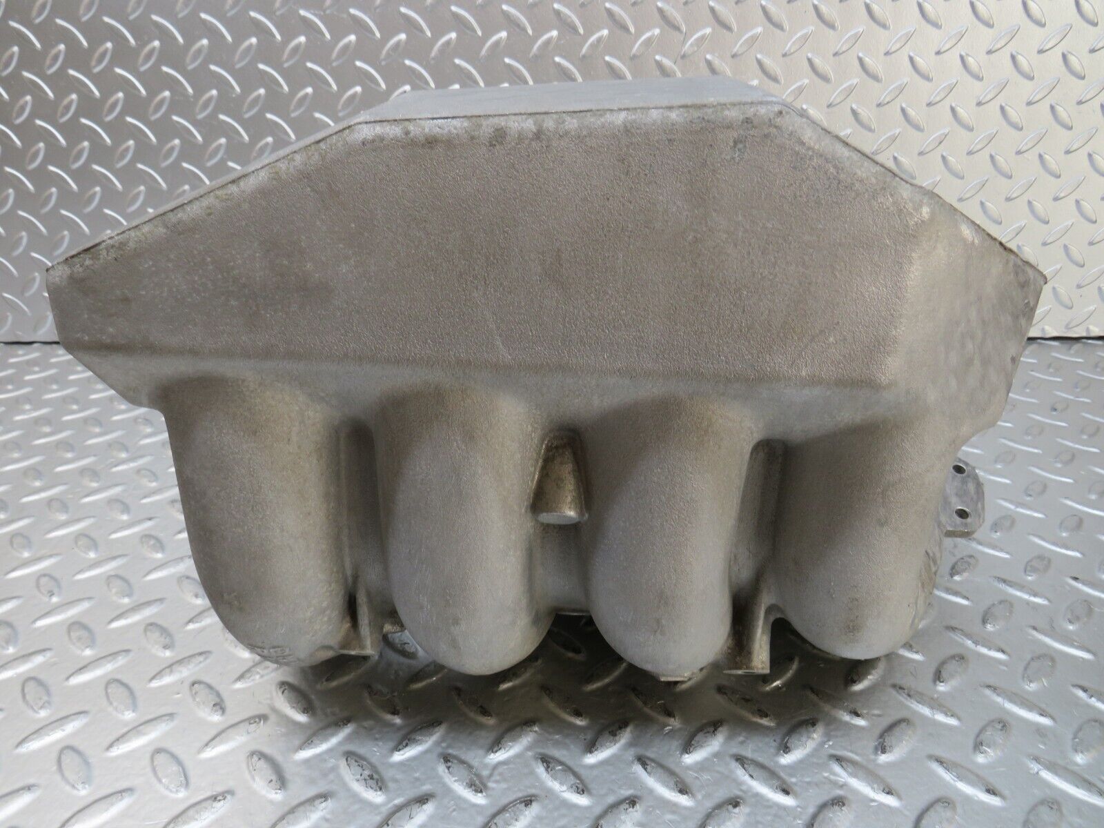 26663 Mercedes-Benz C124 220CE Coupe Intake Manifold 1111411201