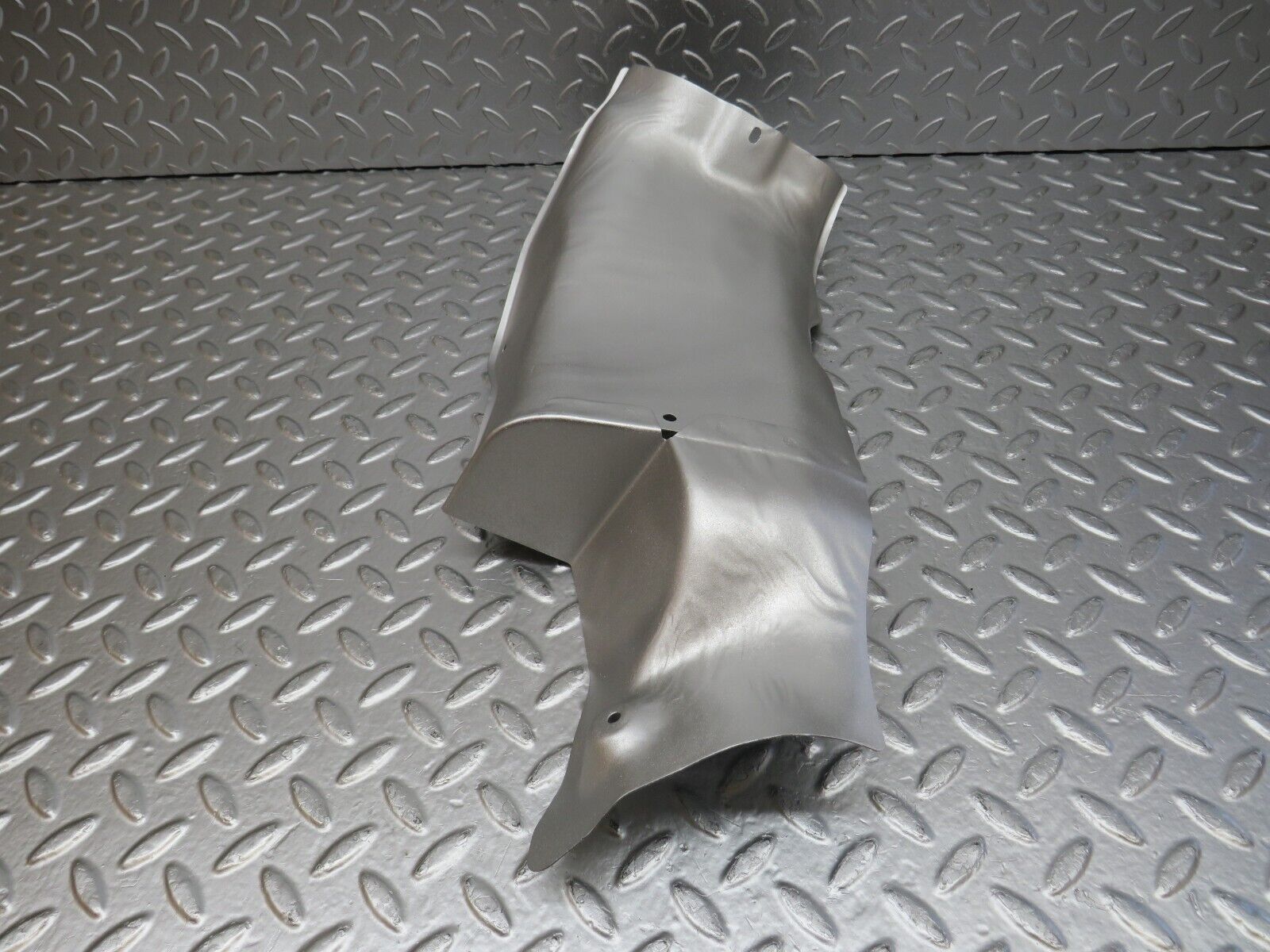 32523 Mercedes-Benz S124 300TE Wagon Exhaust Heat Shield