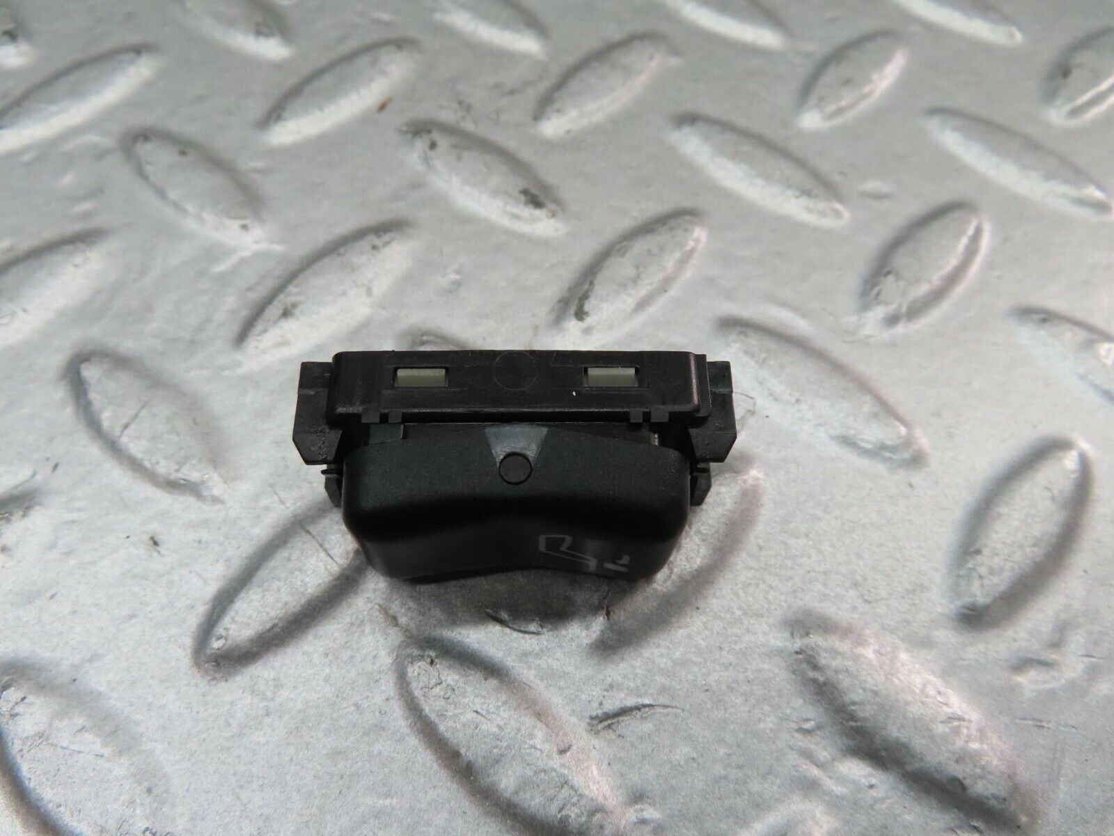 15038 Mercedes-Benz W140 S320 Head Rest Control Switch 1408205210