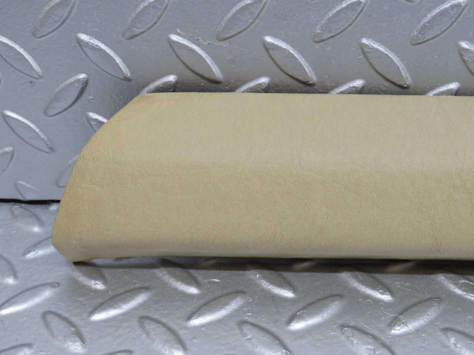 34301 Mercedes-Benz C126 380SEC Coupe A Pillar Cover Left Side Beige