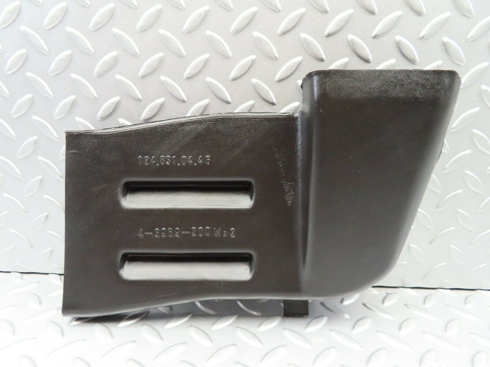 6496 Mercedes-Benz S124 E220 Wagon Ventilation Air Duct Right Side 1248310446