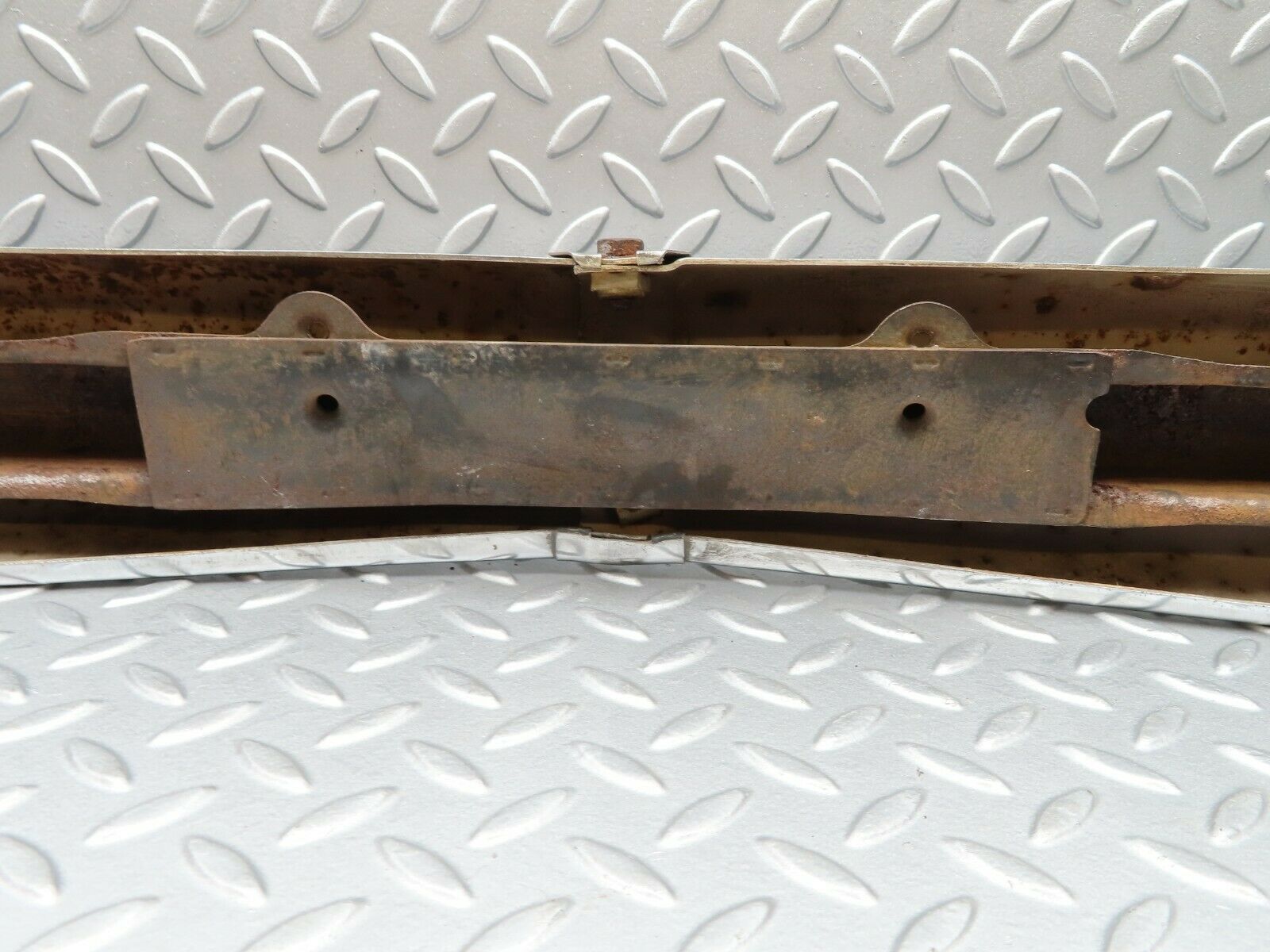 4886 Mercedes-Benz W114 280CE Coupe Front Bumper