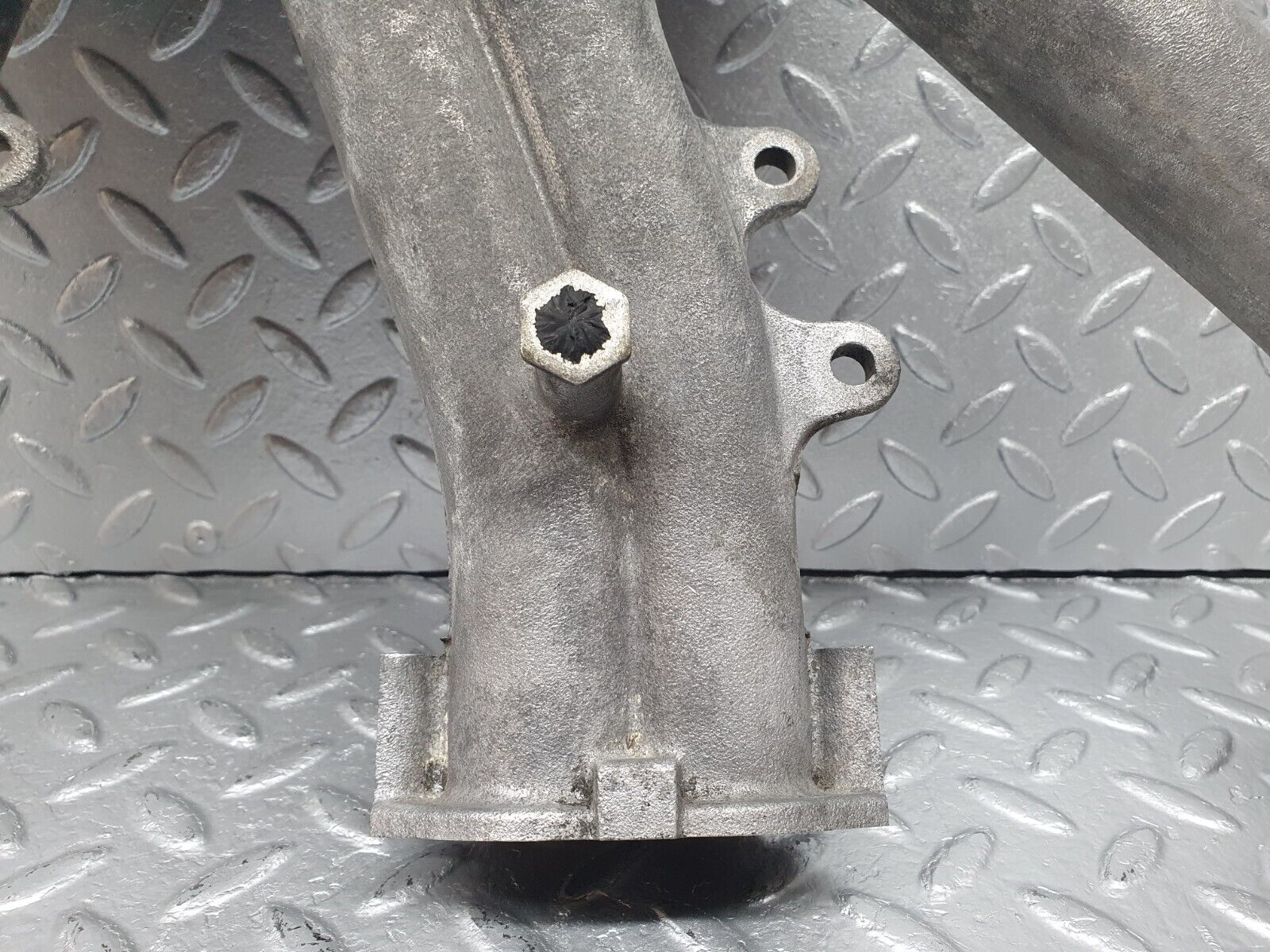 40733 Mercedes-Benz W123 300D Intake Manifold 6171410701