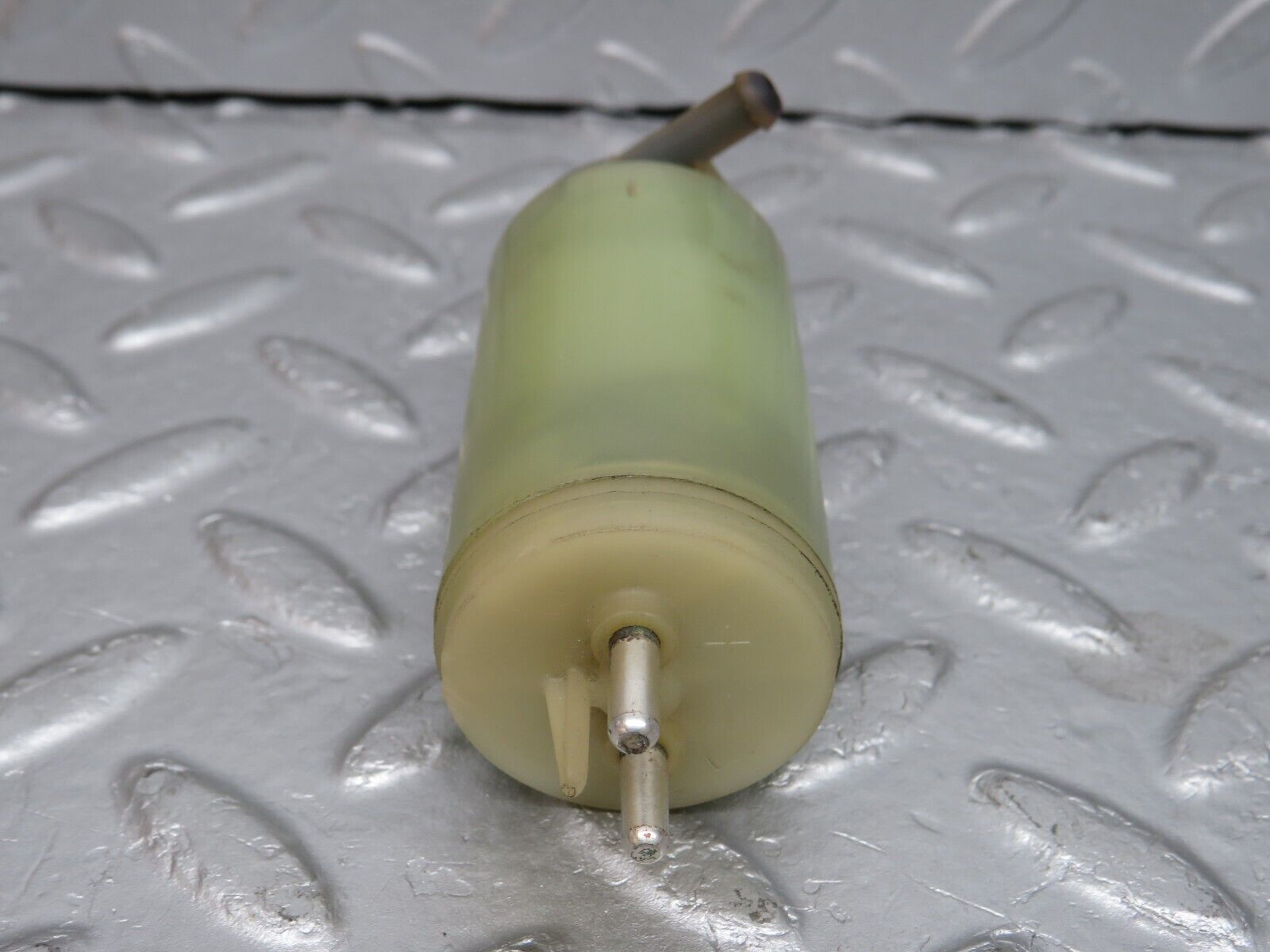 39628 Mercedes-Benz R129 320SL Coupe Windscreen Washer Pump