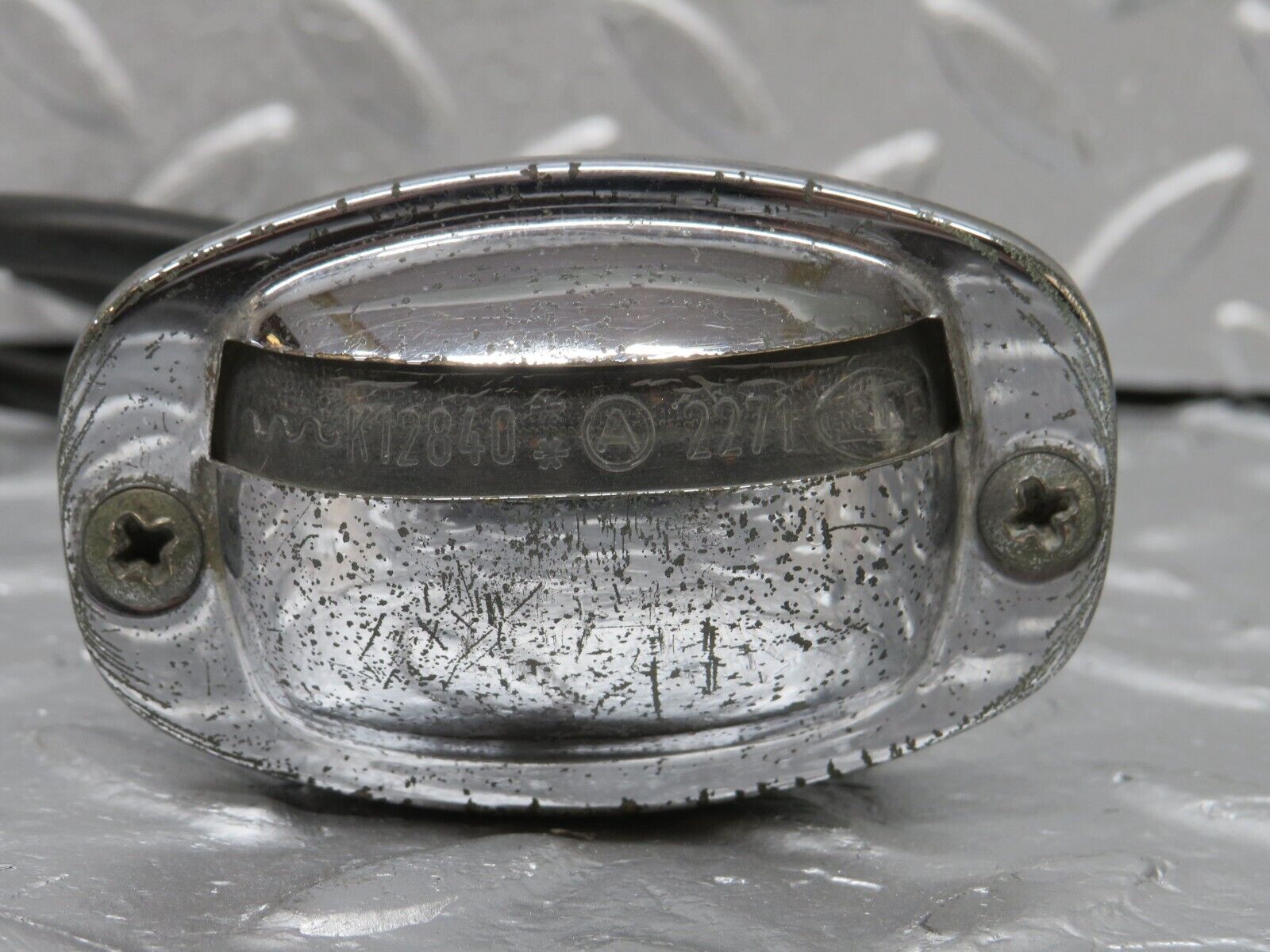 40310 Mercedes-Benz W110 230 number Plate Light K12867 K12840