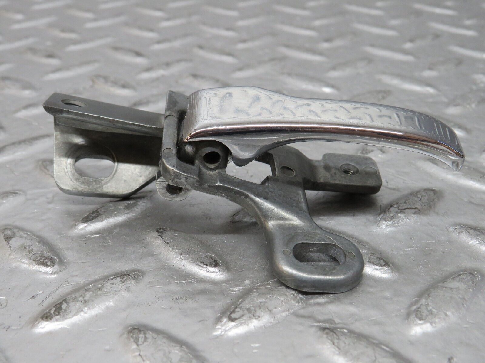 26812 Mercedes-Benz W123 240D Rear Left Interior Door Handle 1237600161