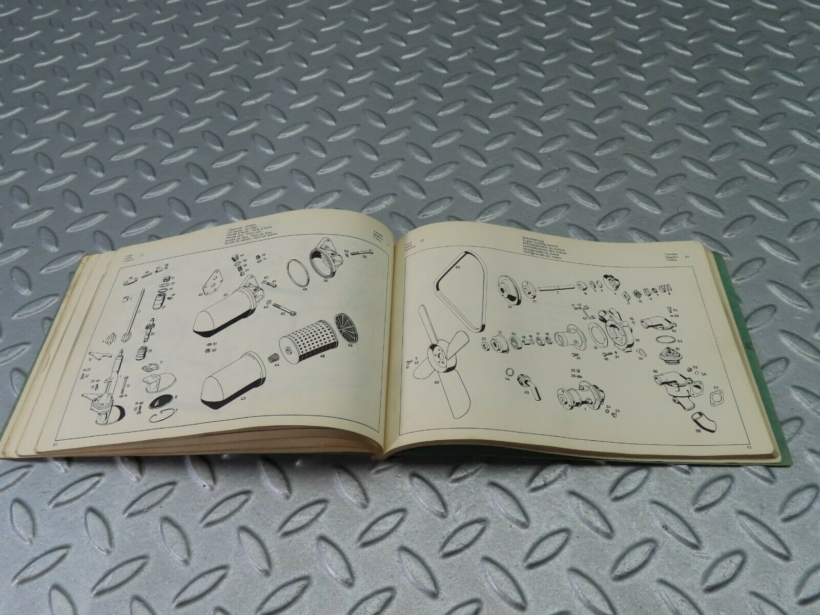 8005 Mercedes-Benz W110 190C 190D Catalog C 12074