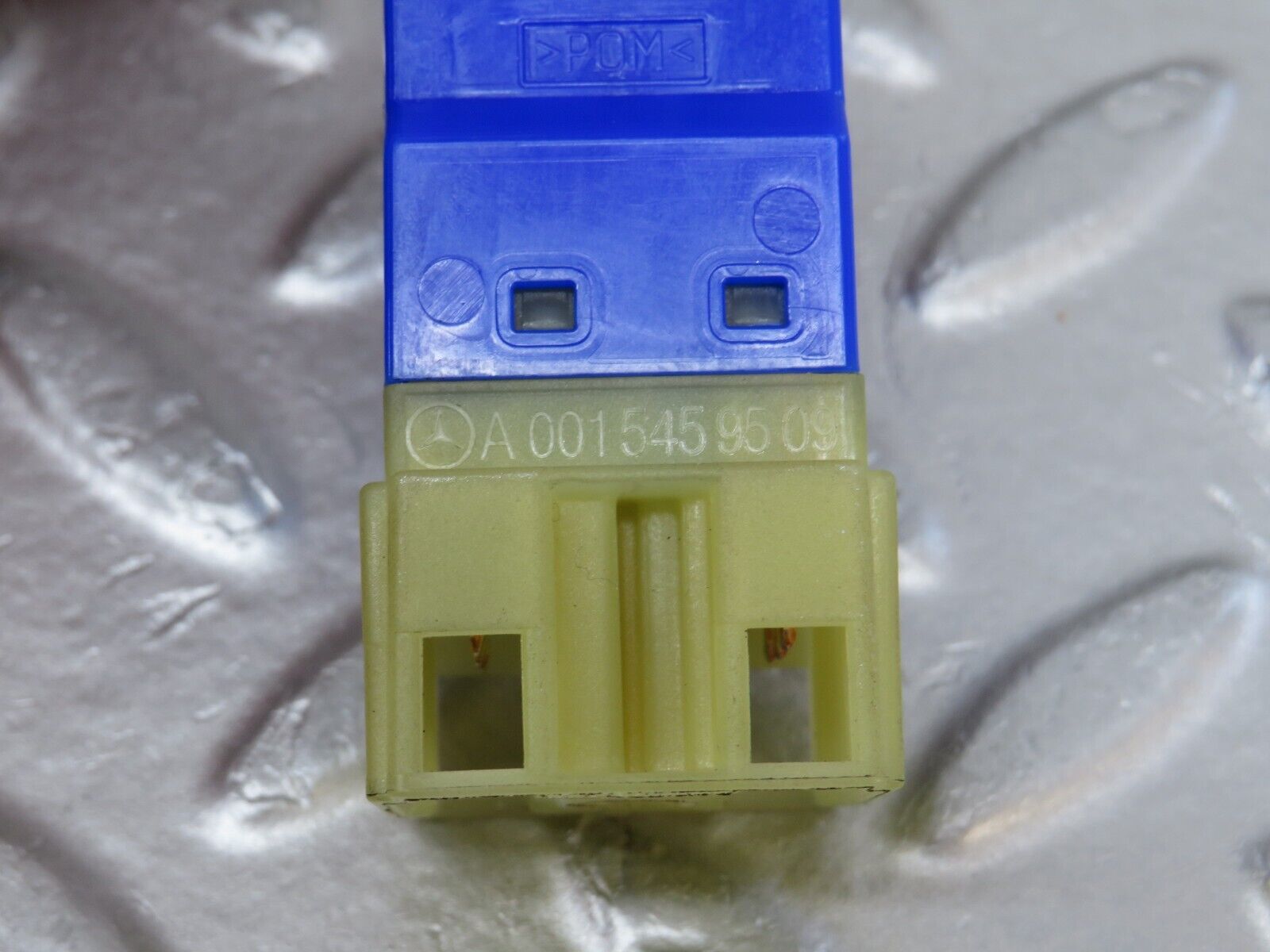 34876 Mercedes-Benz W210 320E Brake Light Switch 0015459509