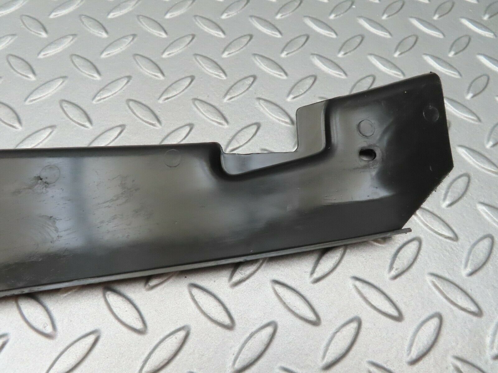 3917 Mercedes-Benz S123 200T Wagon Front Bumper Centre Filler Trim 1238853023