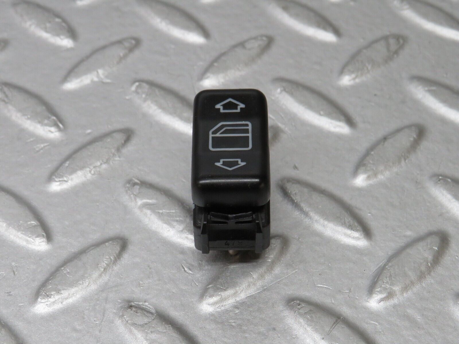 36126 Mercedes-Benz W126 420SE Electric Window Switch Left 1248204610