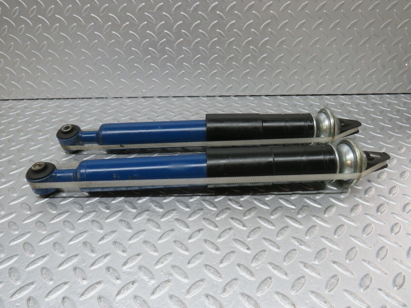 35335 Mercedes-Benz W140 Rear Shock Absorber Pair Meyle New 0267250003