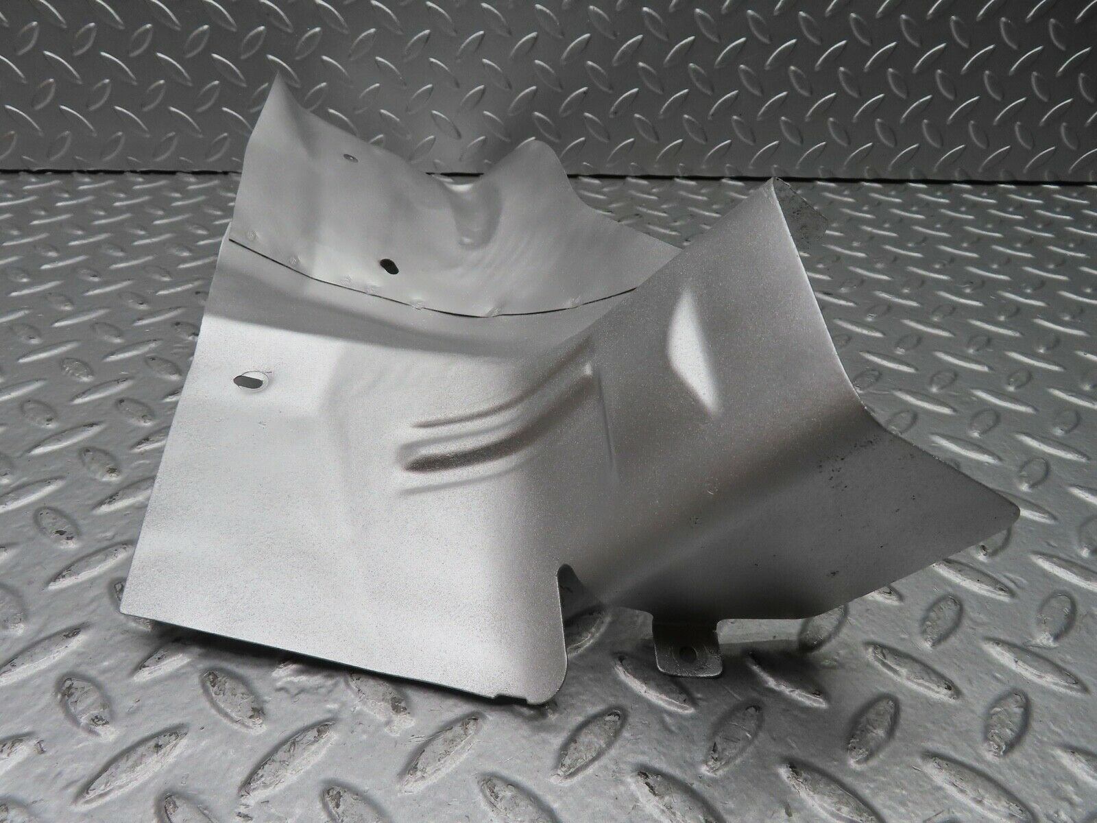 21676 Mercedes-Benz W126 300SE Exhaust Heat Shield