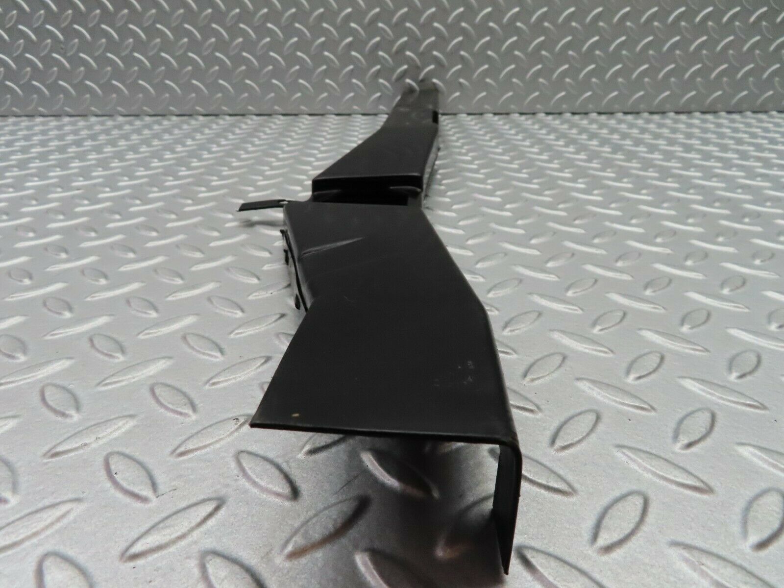 5531 Mercedes-Benz W124 230E Saloon Floor Cable Duct 1248210236