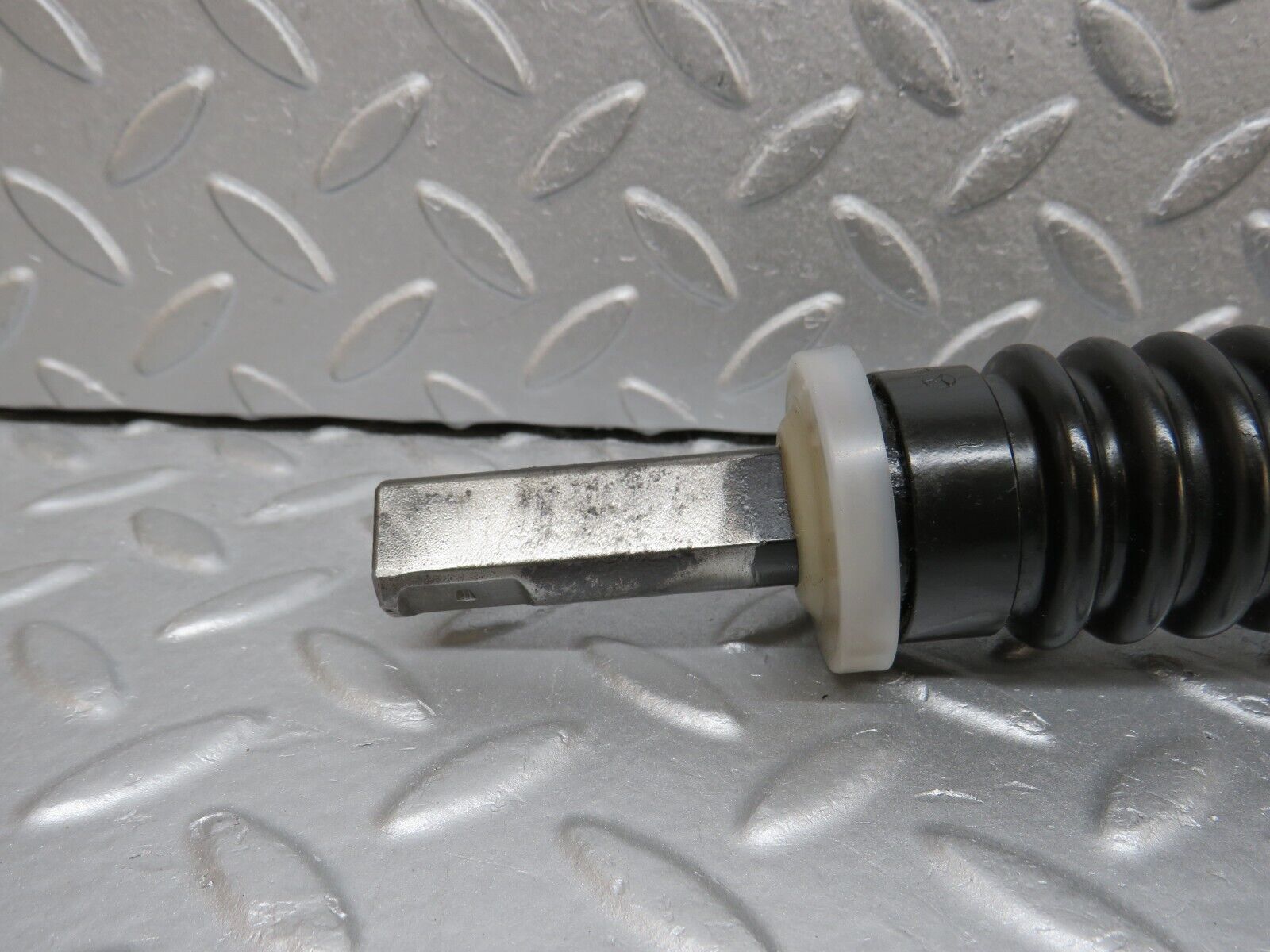 38498 Mercedes-Benz R129 280SL Coupe Steering Column