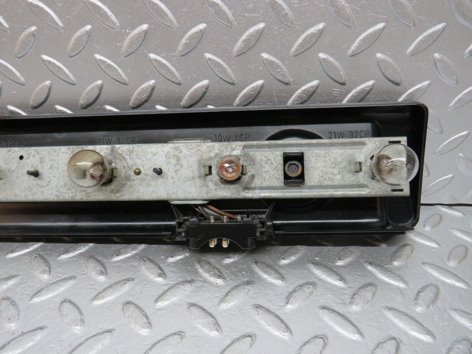 31052 Mercedes-Benz W123 200D Tail Light Bulb Holder Right Side 22064R