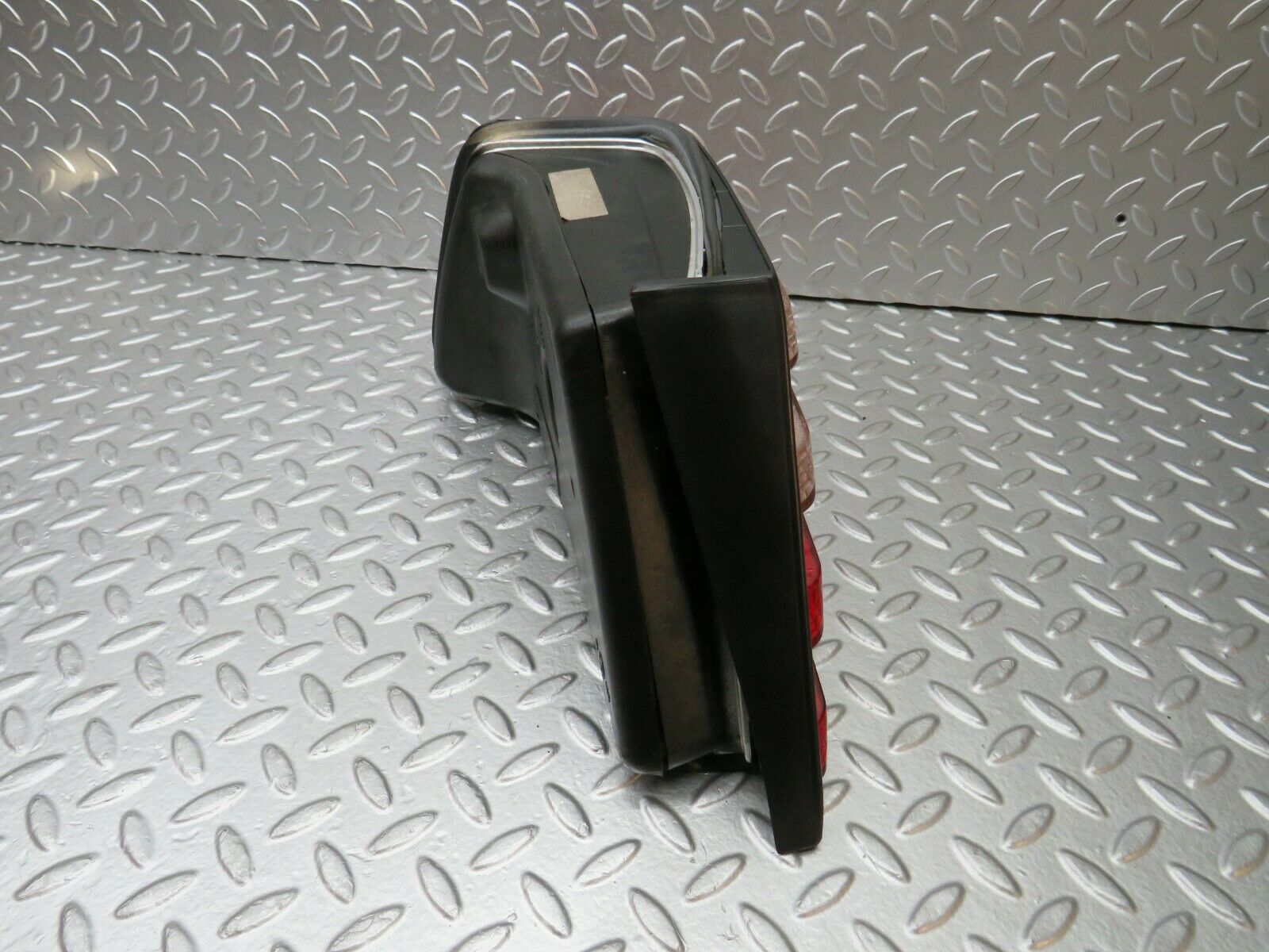 22420 Mercedes-Benz C124 E220 Coupe Tail Light Right Side