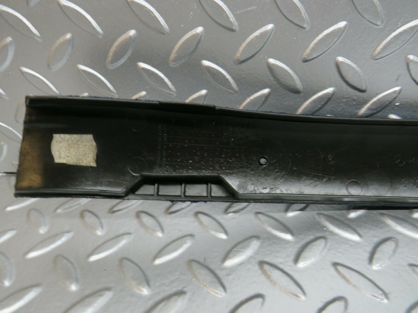 24608 Mercedes-Benz W140 S320 C Pillar Side Cover Right Side Blue 1406902126