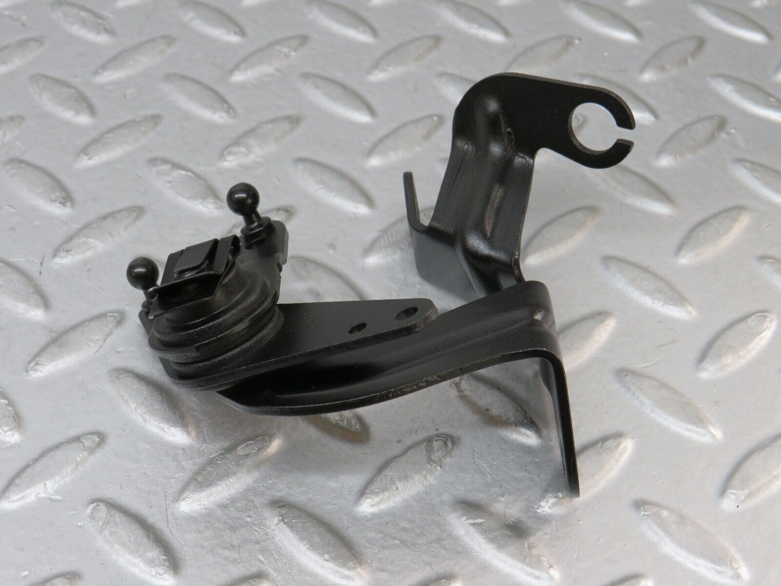 36359 Mercedes-Benz W126 420SE Accelerator Throttle Linkage