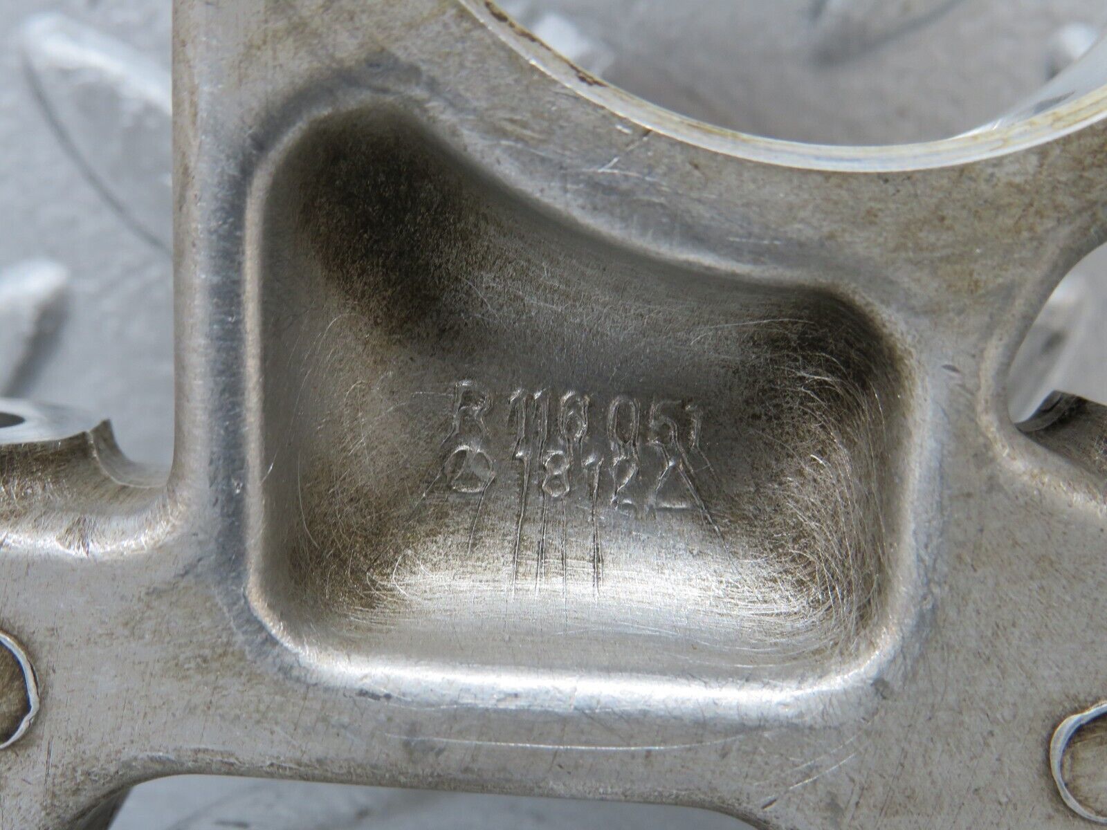 37604 Mercedes-Benz W109 300SEL Camshaft Tower Bearing 49mm 1160511812