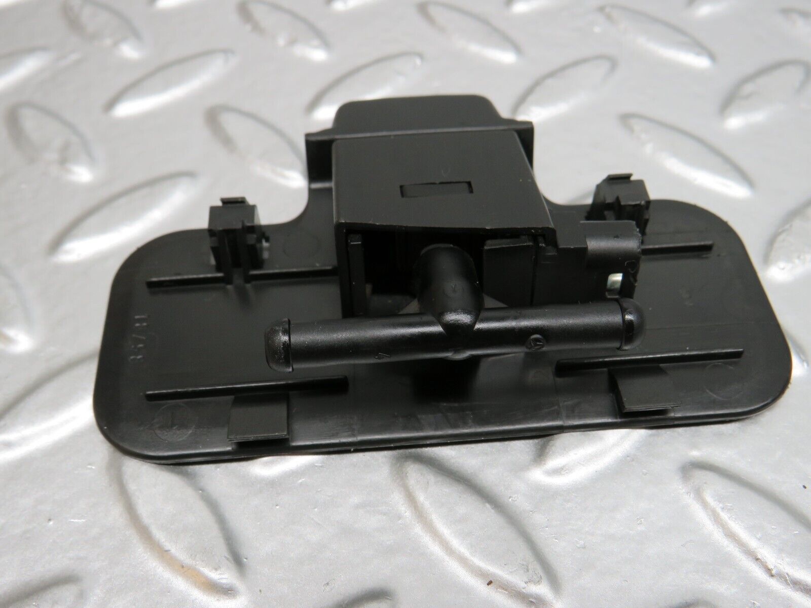 24633 Mercedes-Benz W140 S320 Front Heated Windscreen Washer Nozzle 1408601047