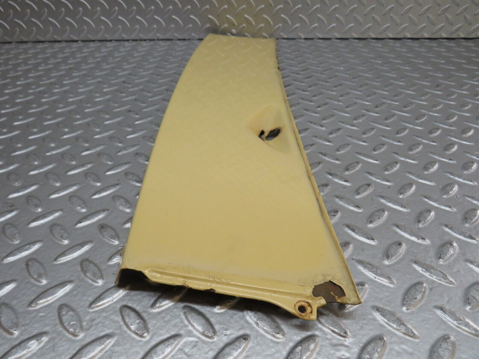 28721 Mercedes-Benz W123 230E Wiper Motor Assembly Cover Access Panel