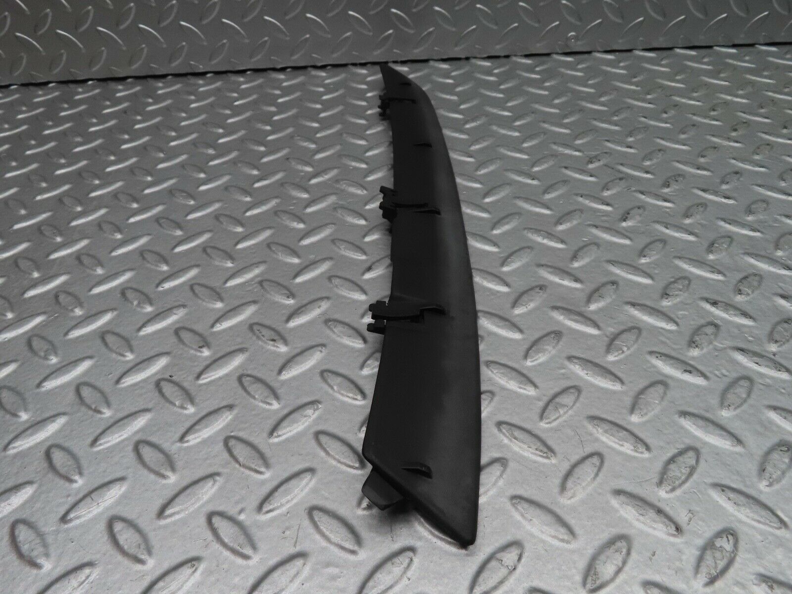 21064 Mercedes-Benz W123 230E Rear Left C Pillar Plastic Trim 1236980114