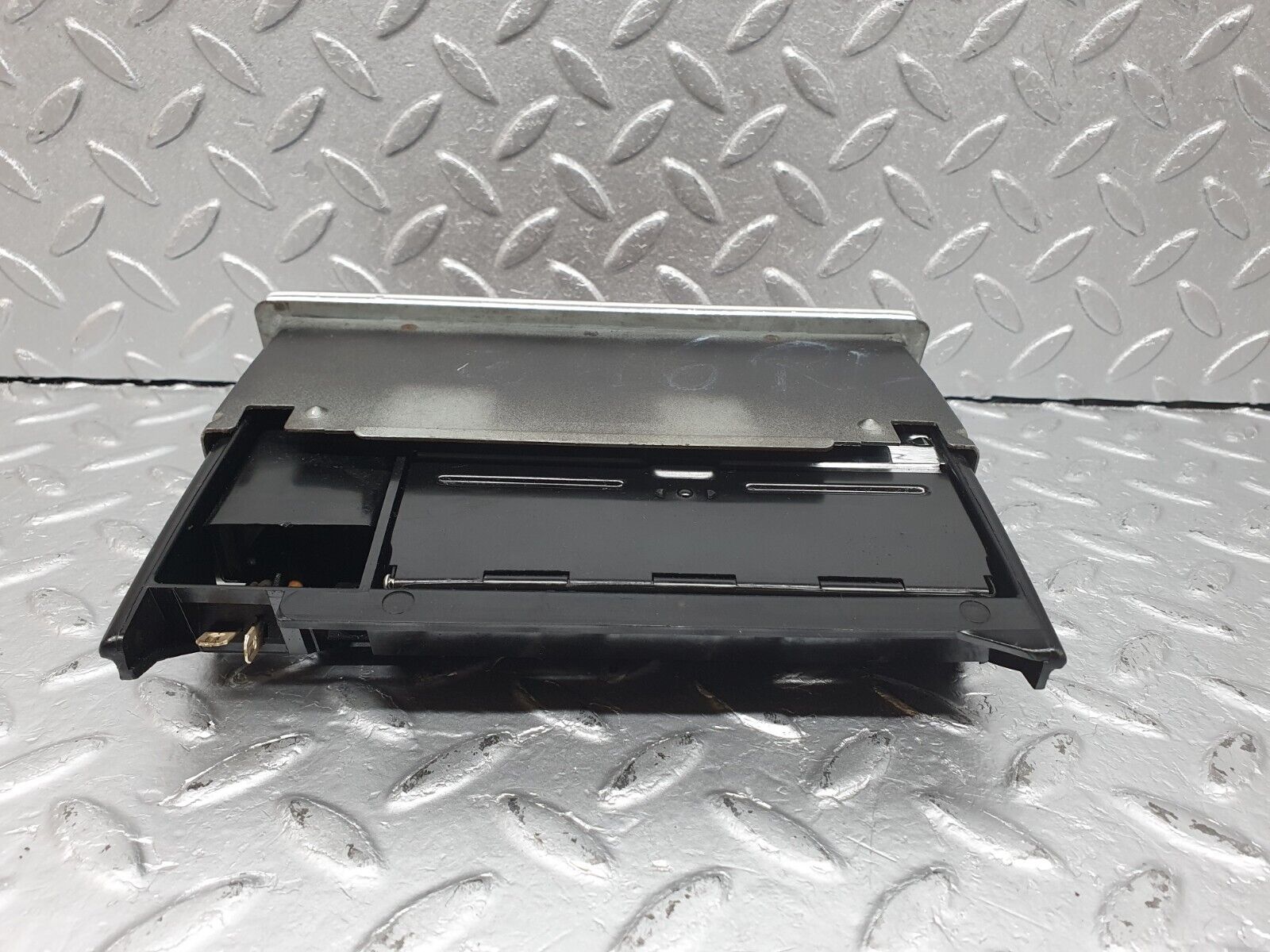 40975 Mercedes-Benz W126 300SE Centre Console Ashtray Wood Finish