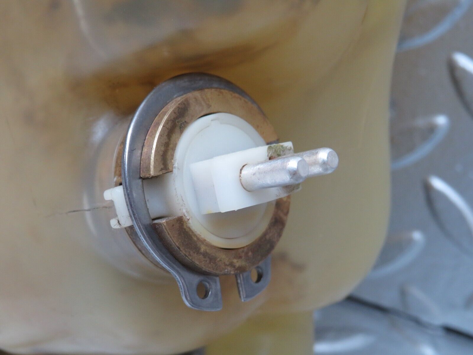 26744 Mercedes-Benz C124 220CE Coupe Coolant Reservoir Tank 1245001349