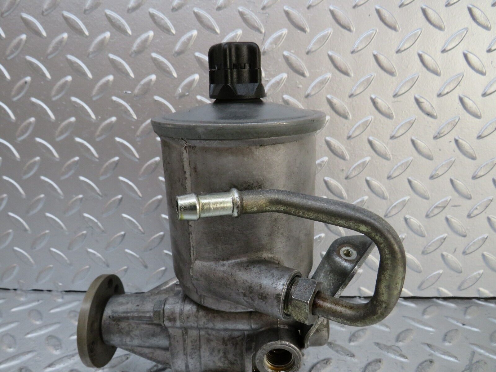 26665 Mercedes-Benz C124 220CE Power Steering Pump Luk 2104661201 02-105 760