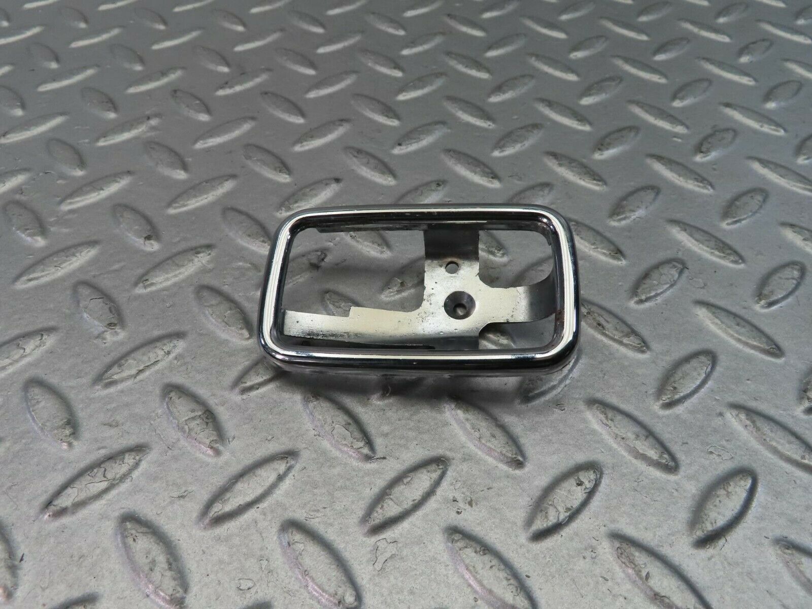 9111 Mercedes-Benz W108 Chrome Frame For Door Opener Right 1087660611