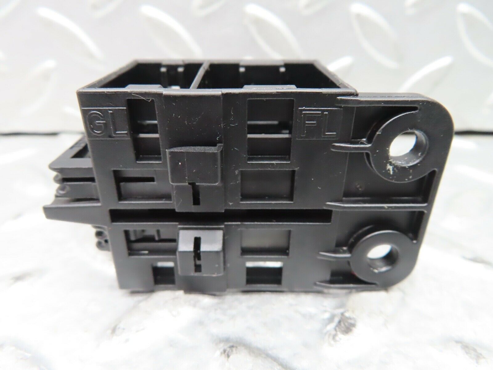 19687 Mercedes-Benz C140 CL420 Coupe Front Left Door Switch Plug 0195457028