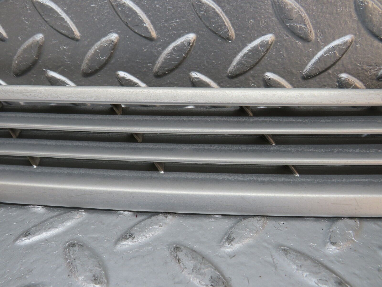 31725 Mercedes-Benz W201 190LE 1.8L C Pillar Exterior Cover Left Side 2016980189