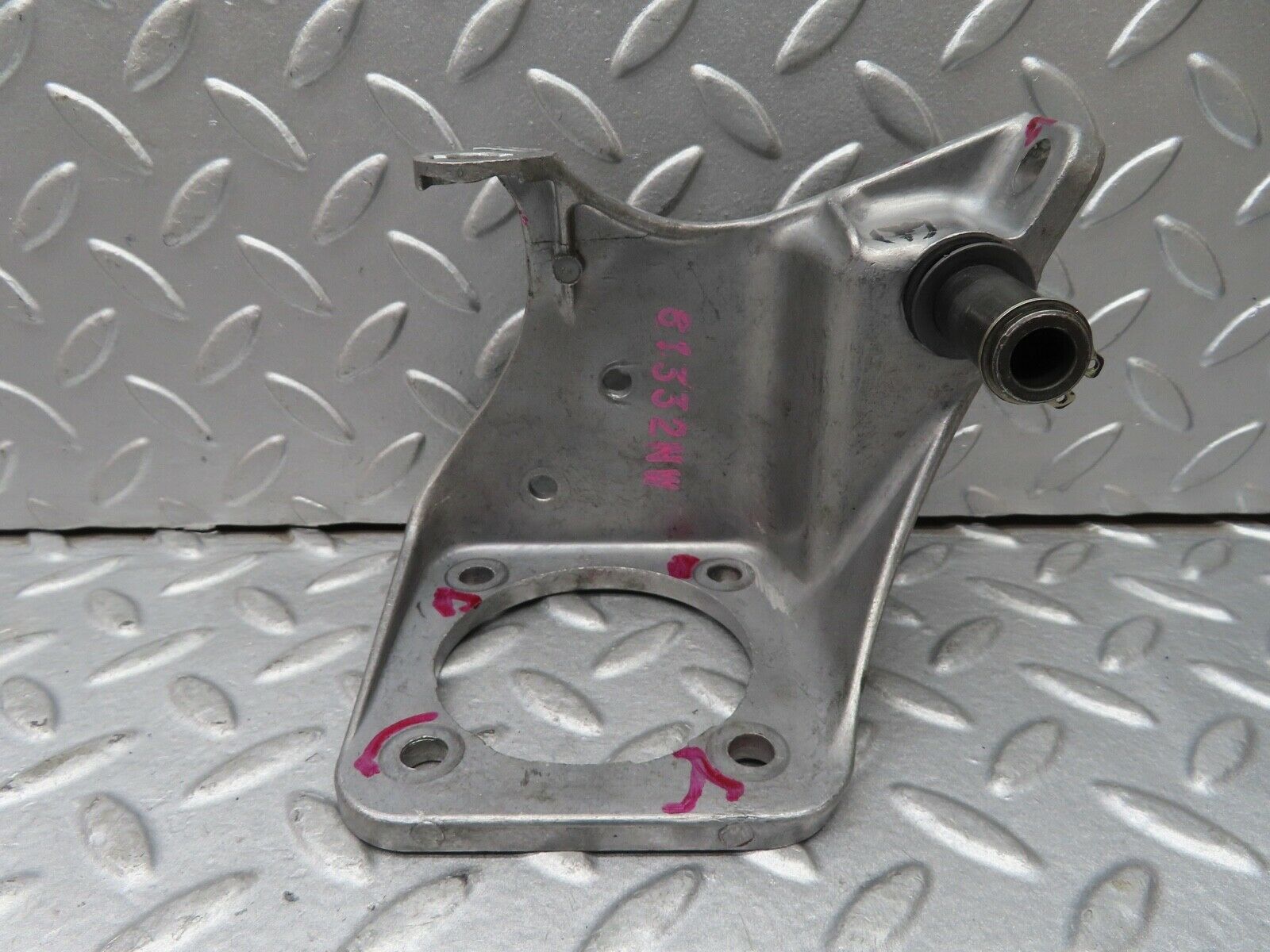 17215 Mercedes-Benz R129 300SL Coupe Brake Pedal Bracket 1292900419