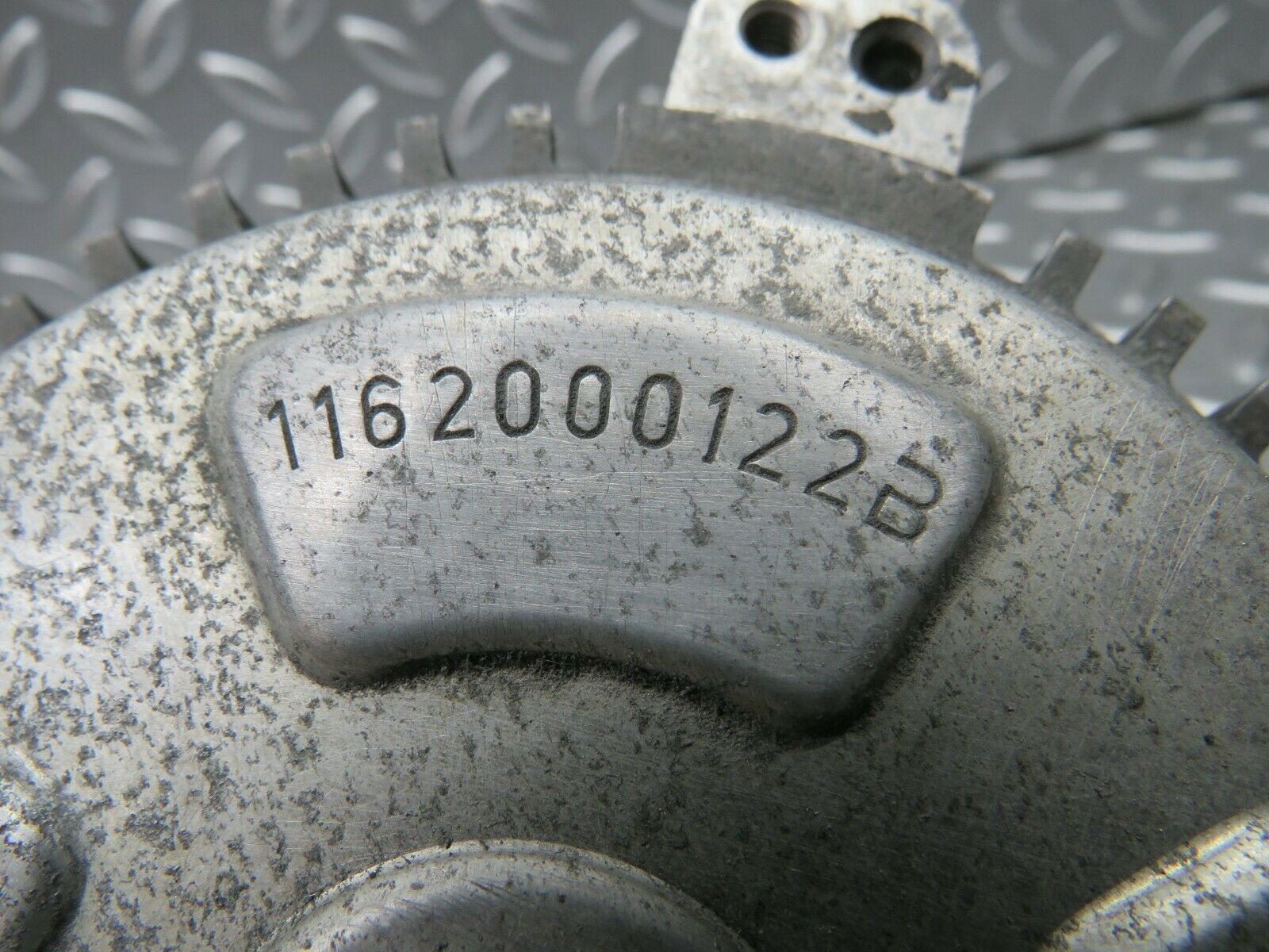 22699 Mercedes-Benz C107 450SLC Coupe Engine Cooling Fan Clutch 1162000122