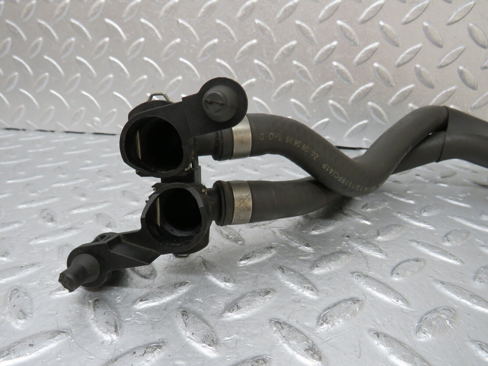 34994 Mercedes-Benz W210 320E Heater Hose Pipe 2108300424